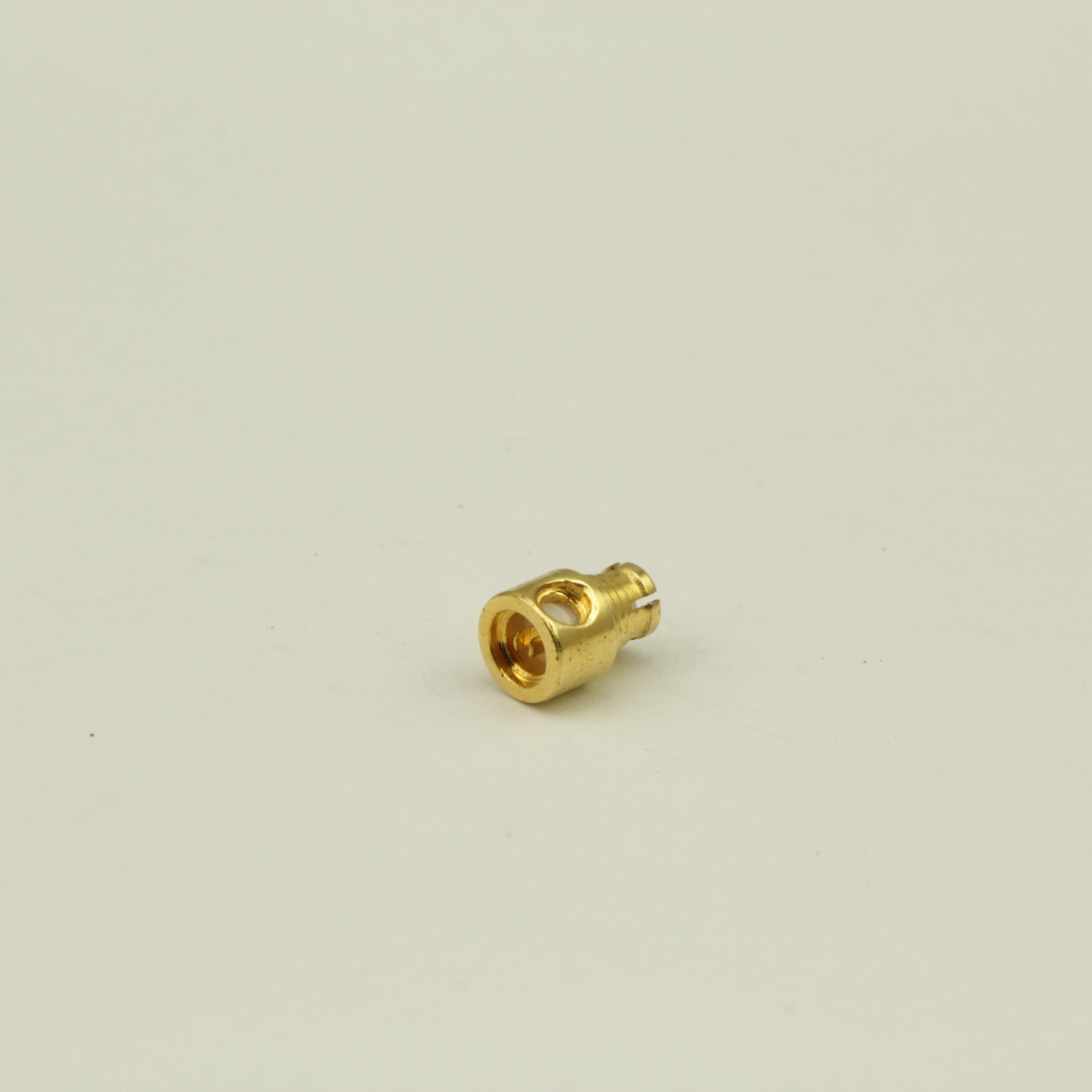 SMP弯式母头半钢电缆安装连接器
