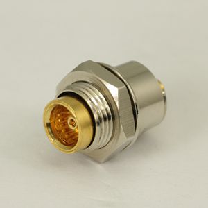 BMA 直式母头半钢半柔线缆连接器