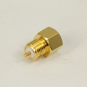 BMA 母头穿墙安装连接器